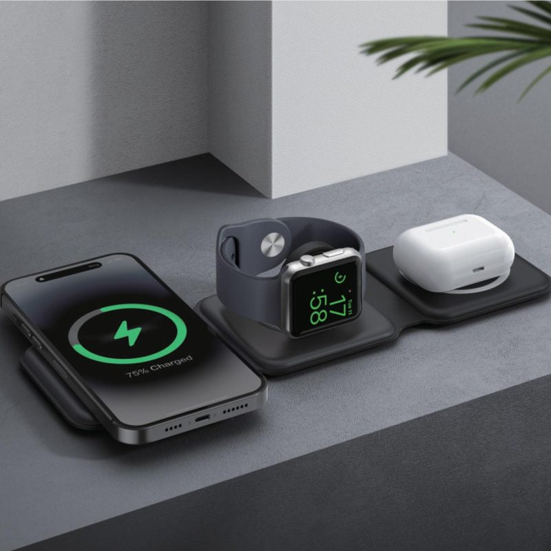 TechTrek™ 3 in 1 Wireless Travel Charger